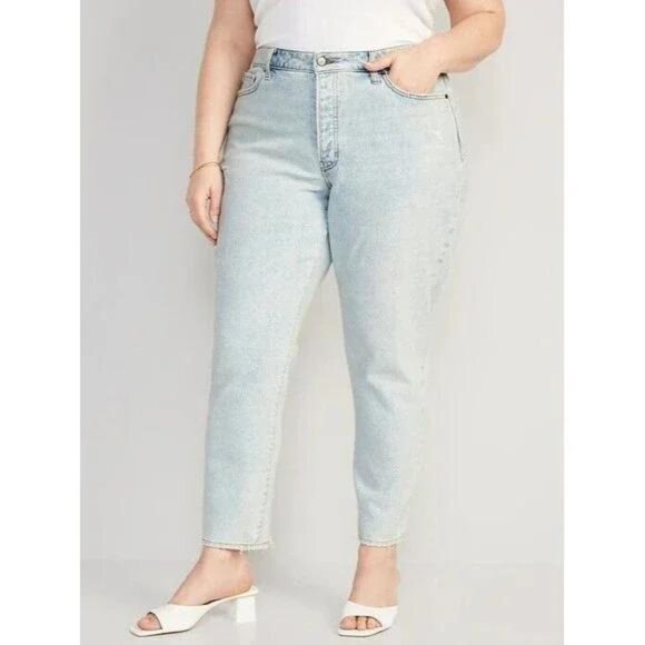 Old Navy Denim - NWT Old Navy Curvy High-Waisted OG Straight Jeans for Women